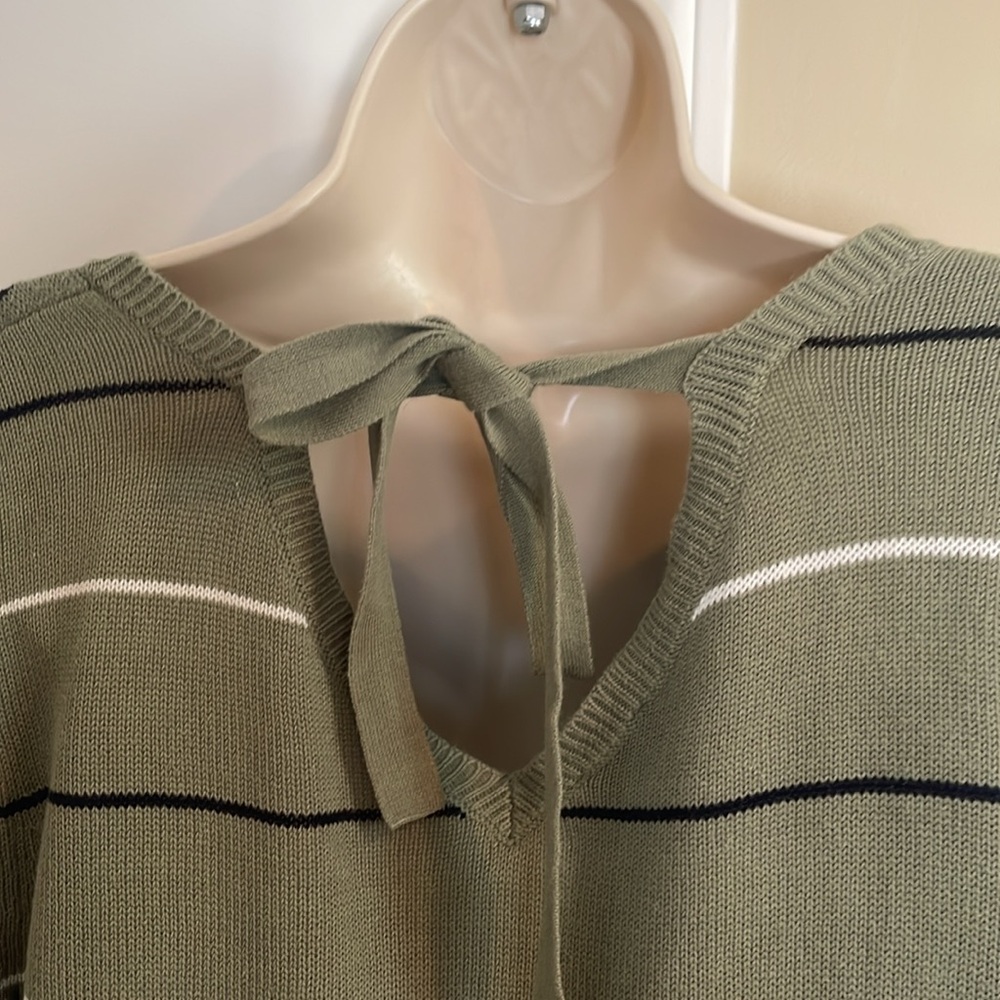 Talbots sweater - Picture 7 of 8